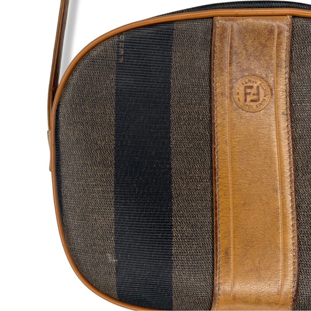 Vintage Fendi Crossbody Purse - Picture 3 of 7